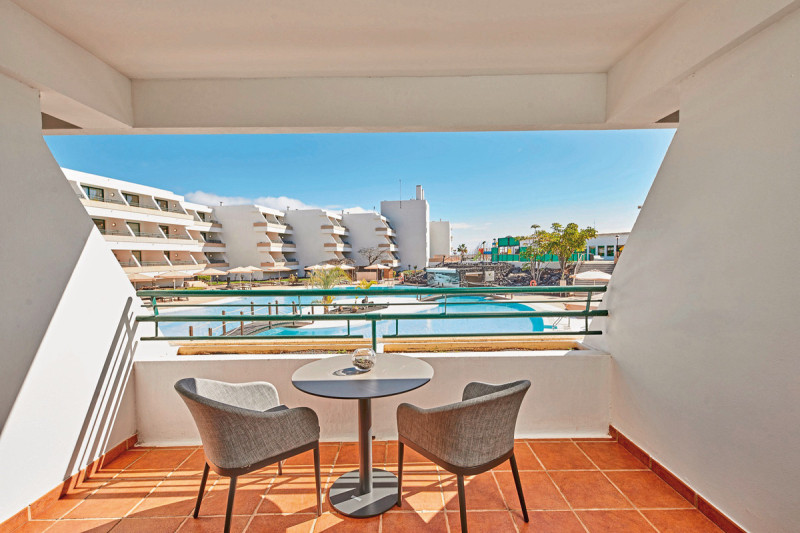 Wohnbeispiel Doppelzimmer Poolblick