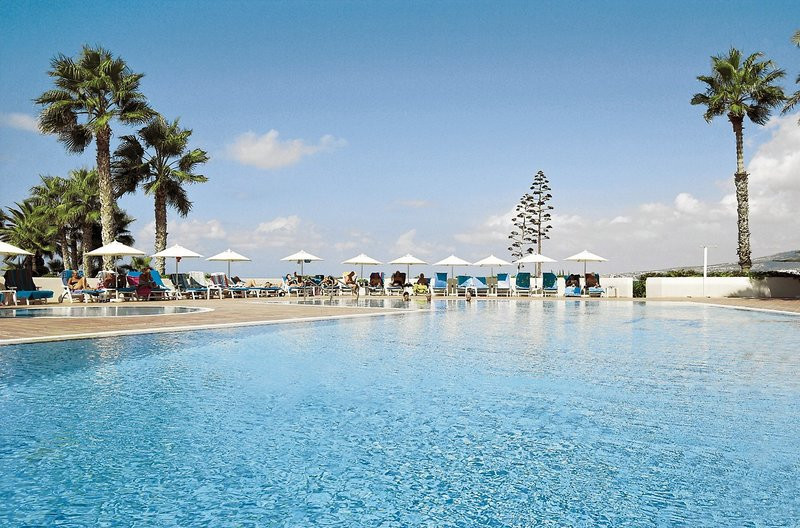 Cynthiana Beach Hotel ●●●