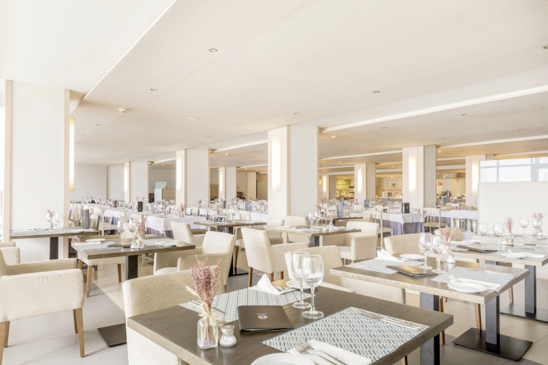 Be Live Adults Only Marivent