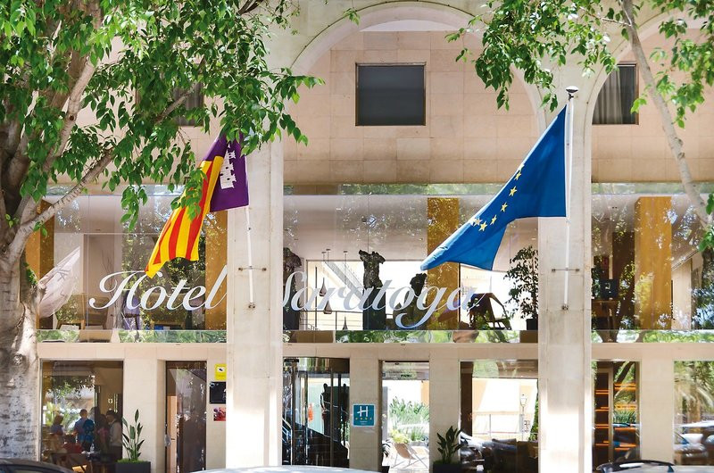 Saratoga ●●●●