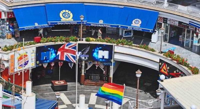 Apartamentos Las Arenas ●●●