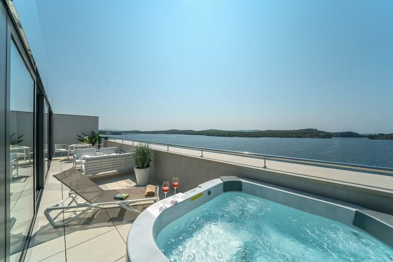 Bellevue Superior City Hotel ●●●●