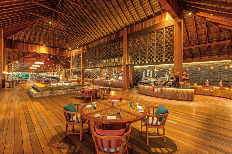 Hurawalhi Island Resort