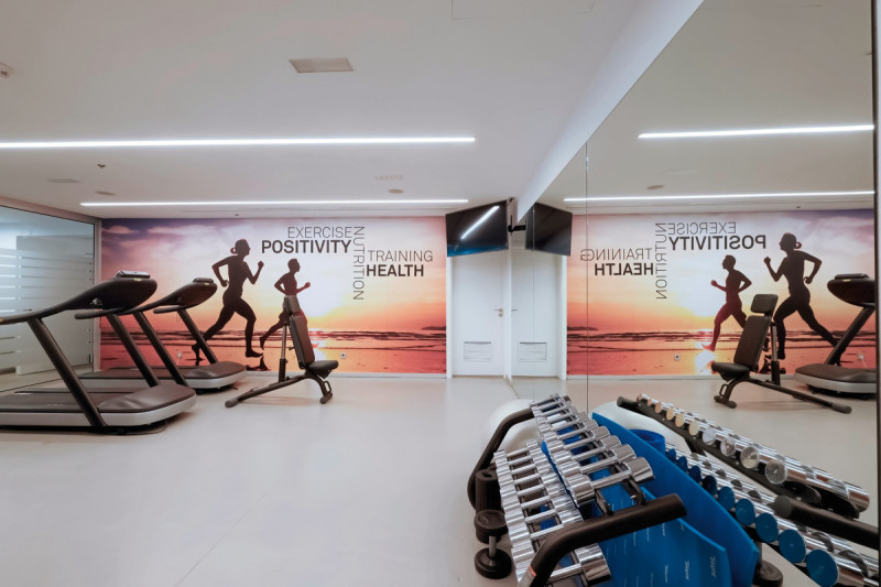 Don Gregory by Dunas