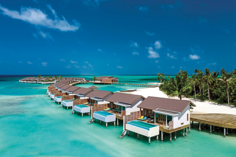 Wohnbeispiel Water Villa with Pool