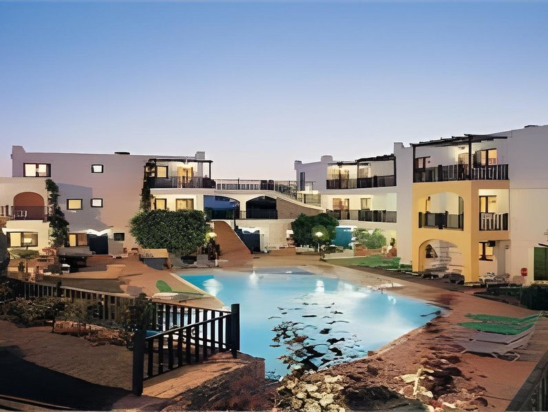Minos Village ●●