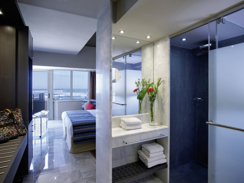 Kyma Suites Beach Hotel ●●●●○