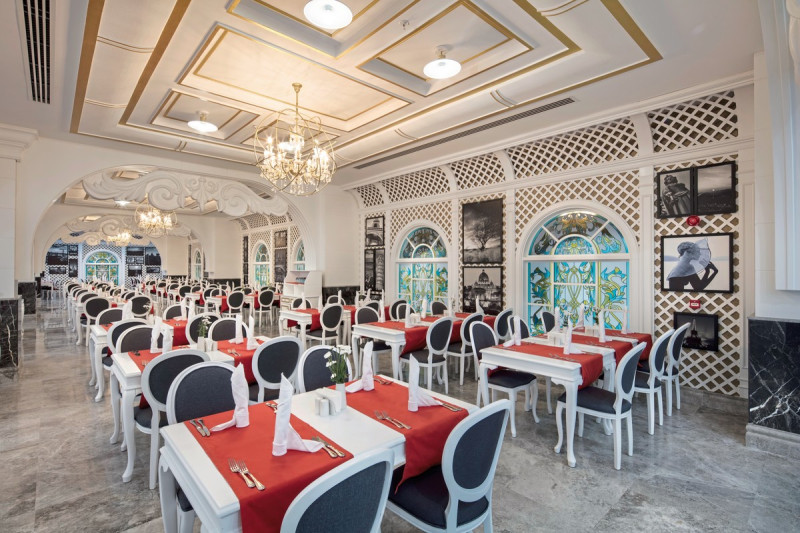 Granada Luxury Beach