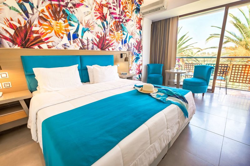 May Beach ●●●●