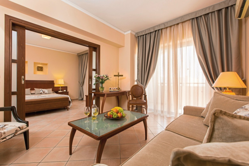 Theartemis Palace ●●●●○