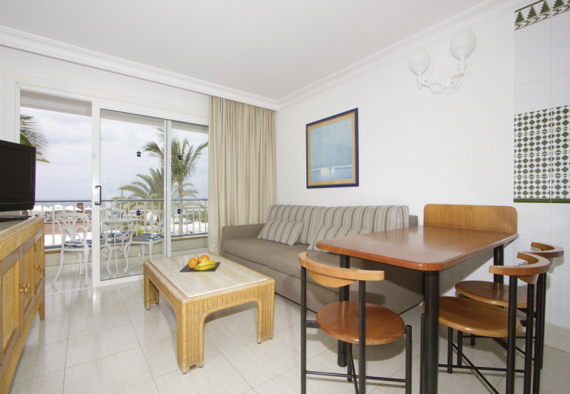 Plus Fariones Apartamentos