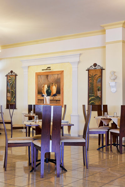 Gaia Royal Hotel ●●●●