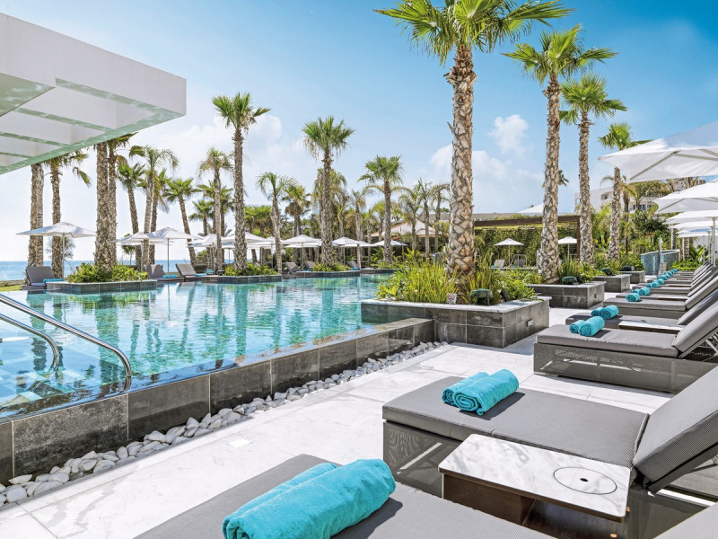 Amavi MadeForTwo Hotels