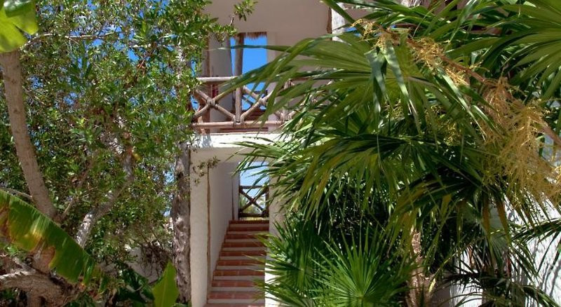 Holbox by Xaloc ●●●○