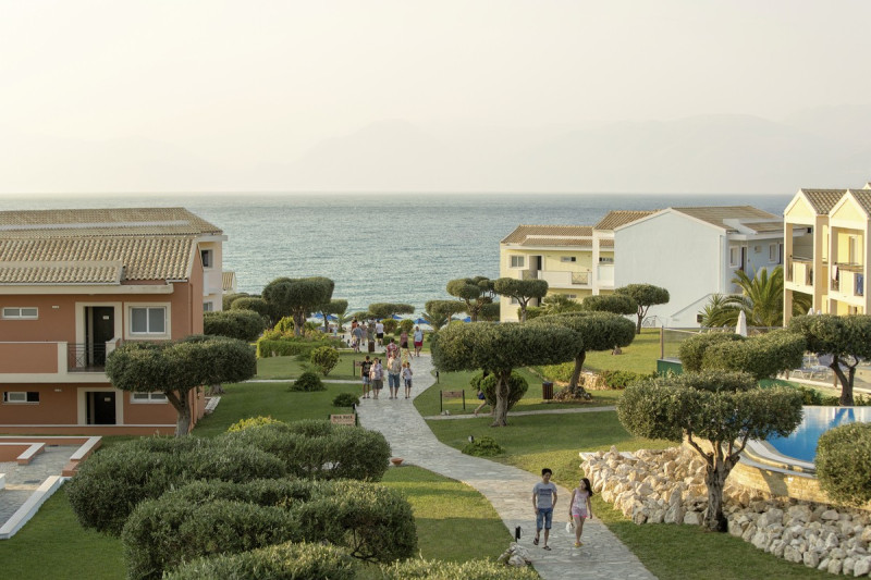 Mareblue Beach Corfu Resort ●●●●