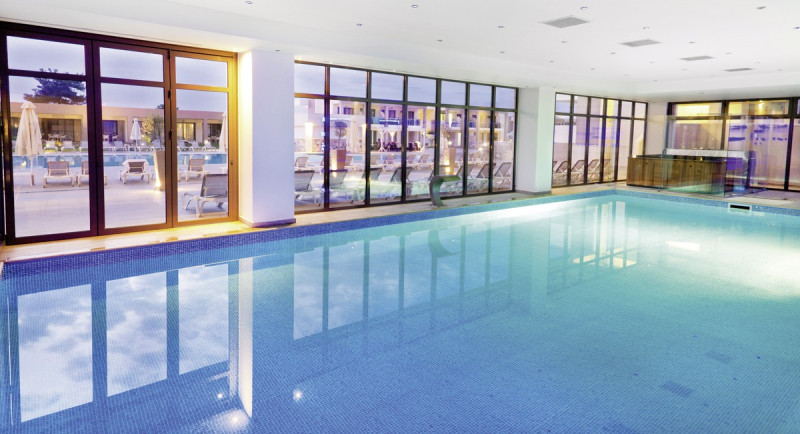 Alea Hotel & Suites ●●●●○