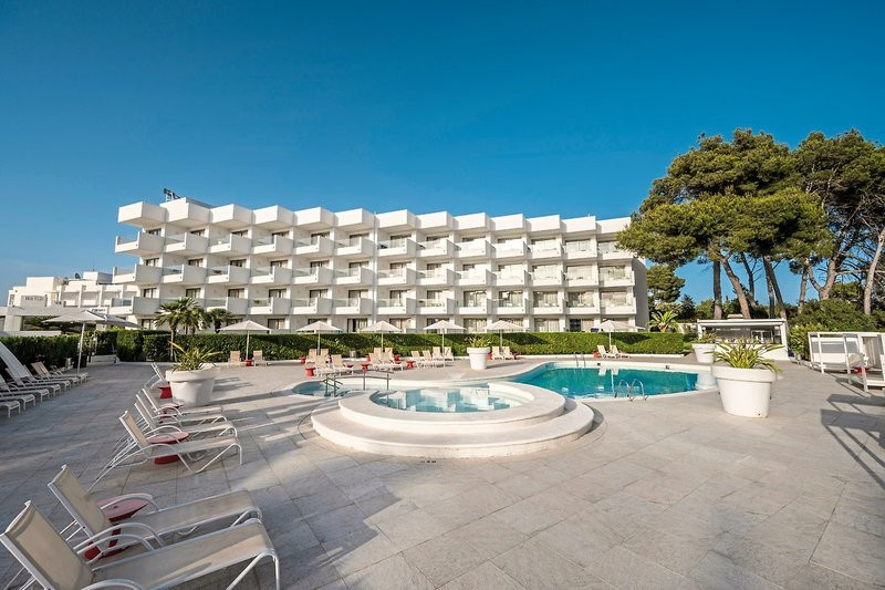 THB Naeco Ibiza ●●●●