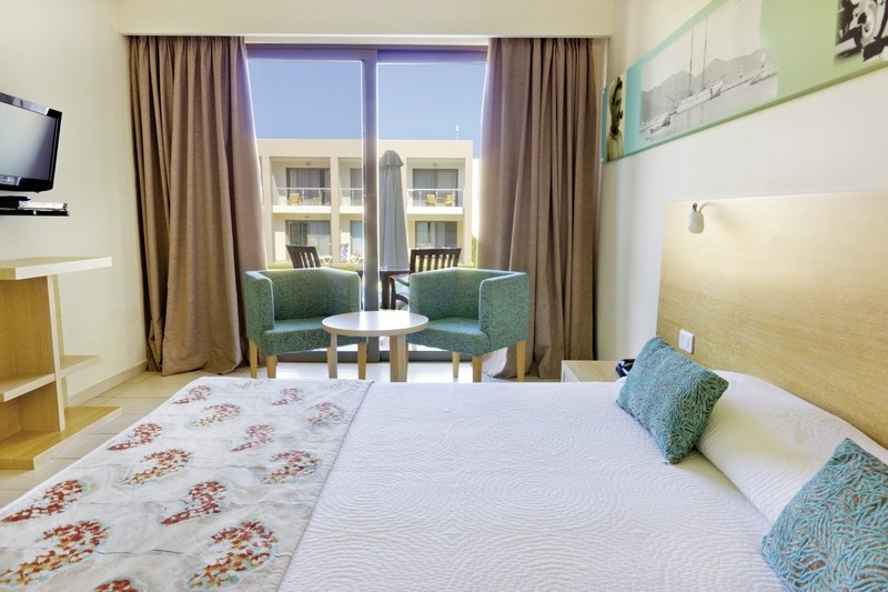 Alea Hotel & Suites ●●●●○