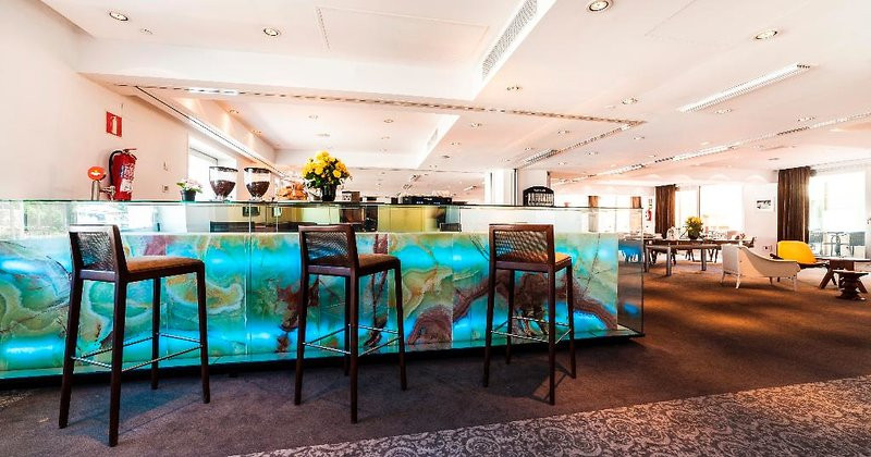 Palacio Avenida ●●●●