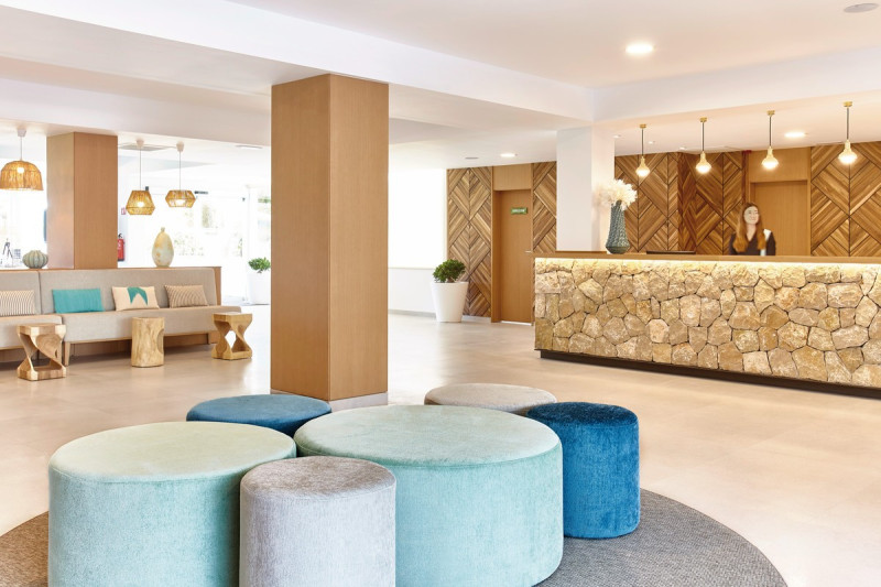 Universal Hotel Castell Royal ●●●●