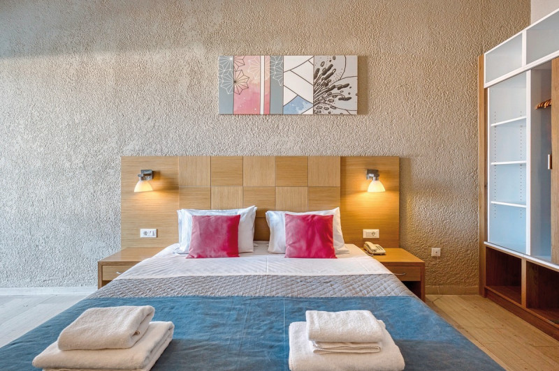 Albatros Hotel ●●●○