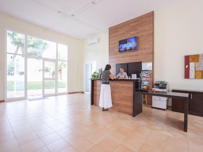 Vista Alegre ●●●○