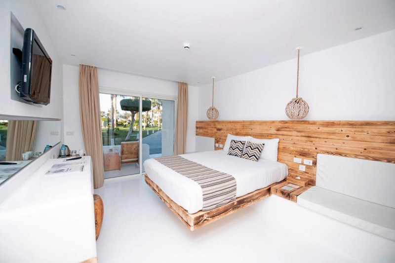 Meraki Resort ●●●●