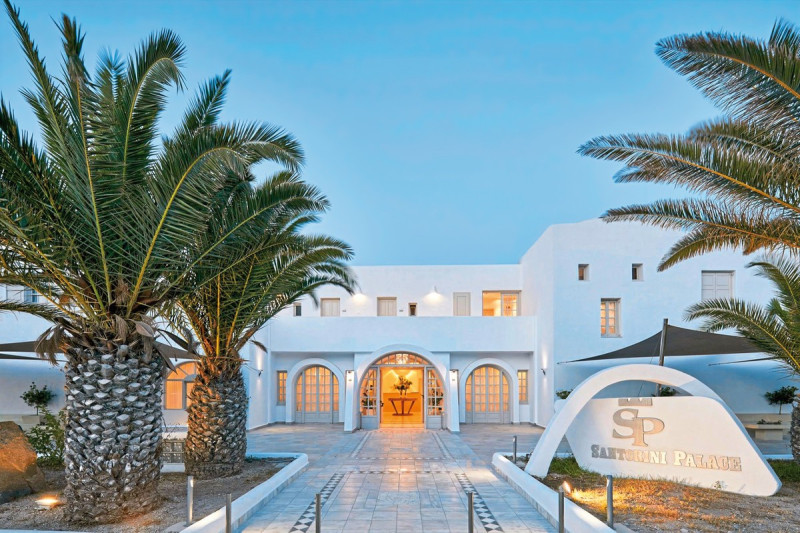 Santorini Palace ●●●●