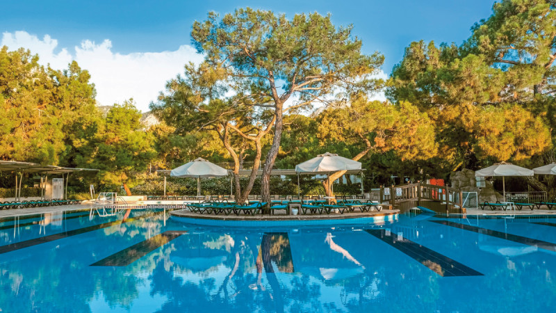 Crystal Prestige Pearl Collection