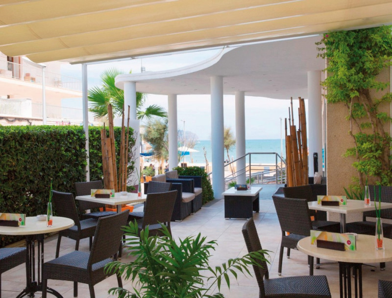 JS Miramar ●●●○