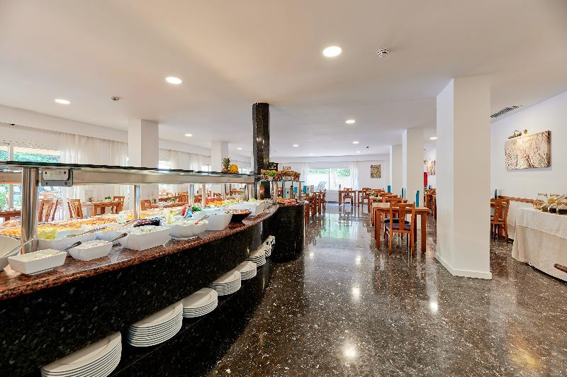 ROC Oberoy Adults Only +16 ●●●●