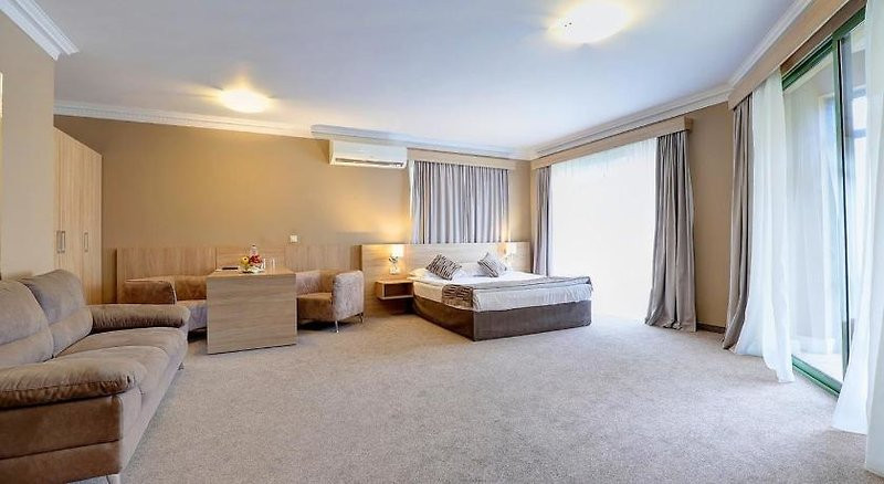 Hotel Romance & Family Suites ●●●●