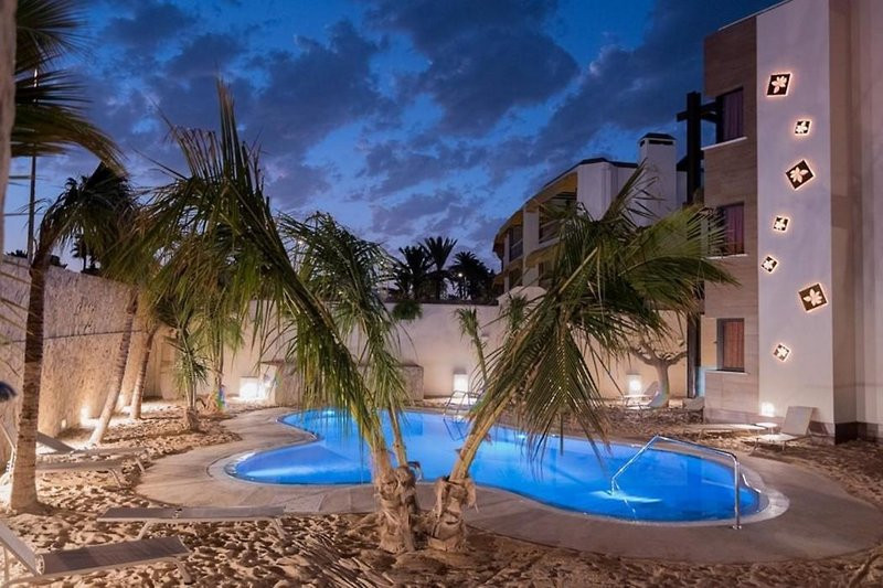 Alhambra Boutique Apartments ●●●●