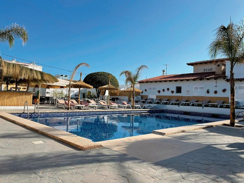 Chevy Hotel & Suites ●●●