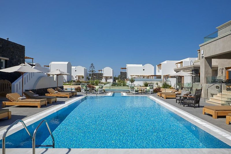 Sea Breeze Beach Resort, Curio Collection by Hilton ●●●●