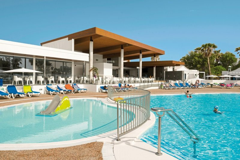 Hyde Park Lane ●●●