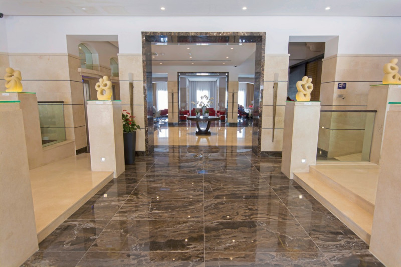 Maritim Antonine Hotel & Spa
