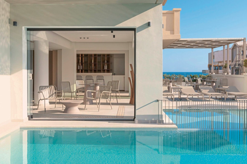 Theartemis Palace ●●●●○