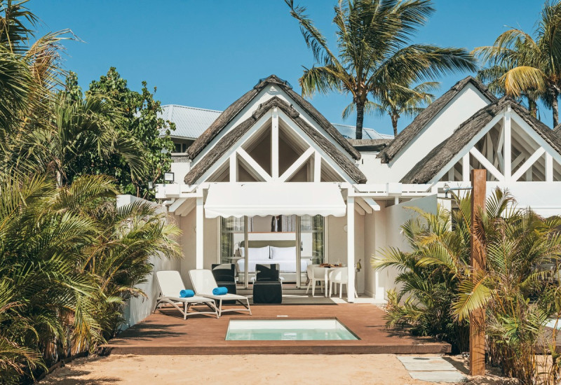 Wohnbeispiel Beachfront Junior Suite with Pool