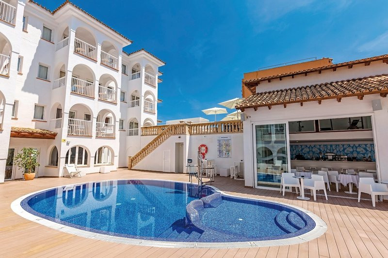 BQ Cala Ratjada ●●●●