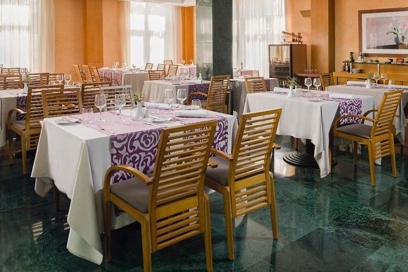 Elba Vecindario Aeropuerto Business & Convention Hotel ●●●●