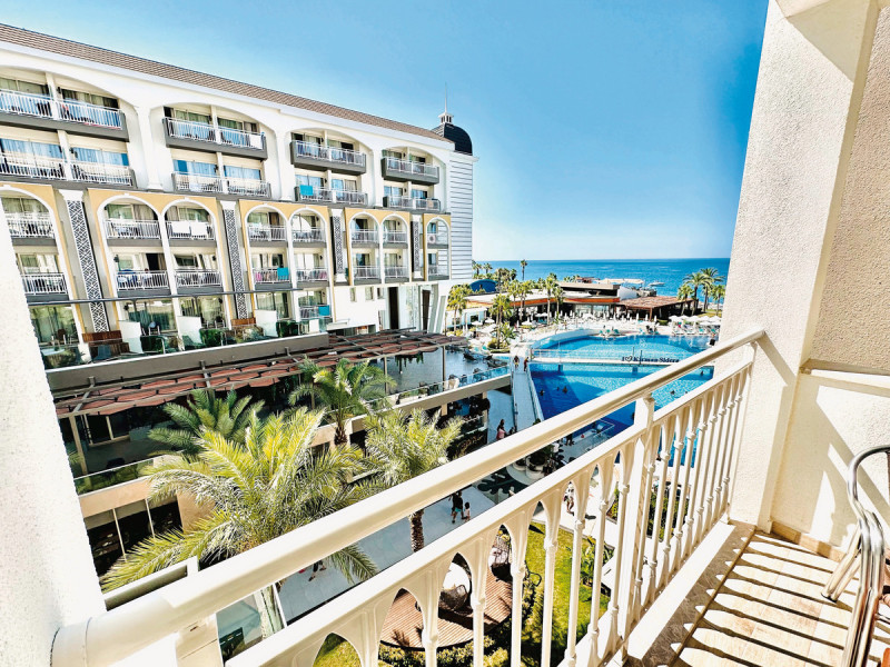 Beispiel Balkon Doppelzimmer seitl. Meerblick