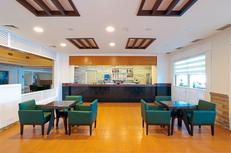 Crystal Admiral Aqua Collection