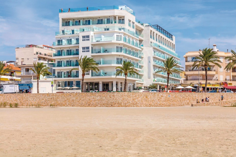 Las Arenas ●●●●○