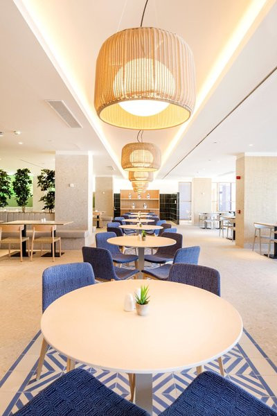 FERGUS Style Tobago ●●●●●