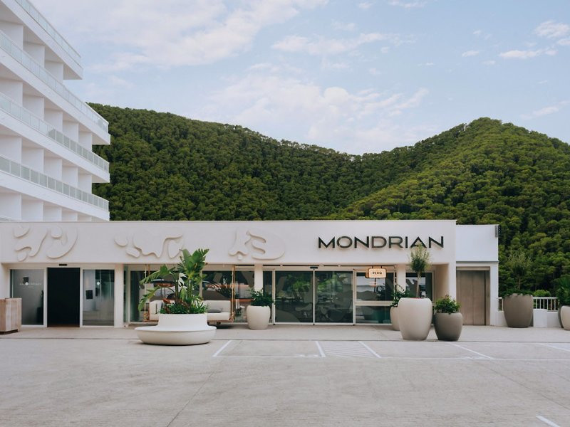 Mondrian Ibiza ●●●●●