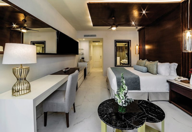 Secrets Royal Beach Punta Cana ●●●●○