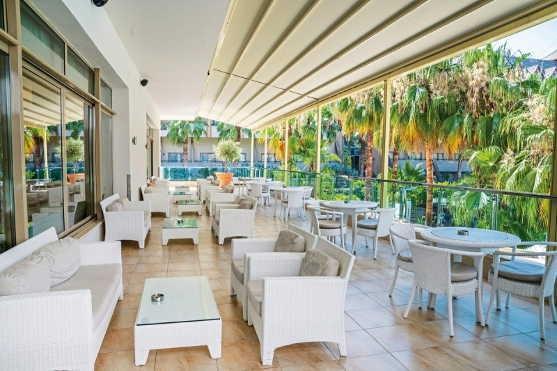 Port Side Resort Hotel 