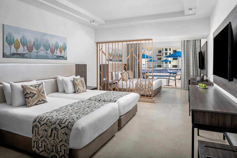 Wohnbeispiel Familienzimmer  Poolblick