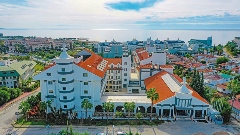 Side Aluna Hotel